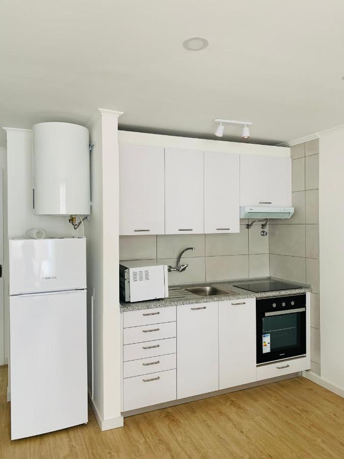 The Apartment Near The Beach In Oeiras パコ・デ・アルコス エクステリア 写真